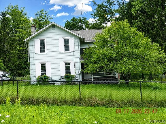 2nd image of 12022 Mortons Corners Rd