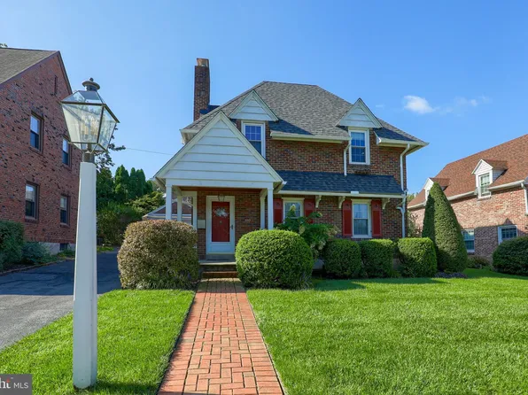 210 Amherst Ave, Reading, PA 19609
