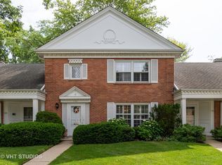 522 4th St, Wilmette, IL 60091