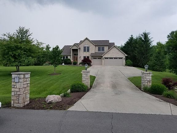 3rd image of 1627 Fox Chase Dr