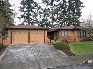 421 Carthage Ave, Eugene, OR 97404
