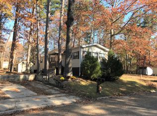 5 Columbine Dr, Jackson, NJ 08527