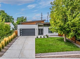 2901 S Bellaire Street, Denver, CO 80222