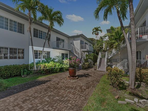 4th image of 9260 Bay Harbor Ter APT 3
