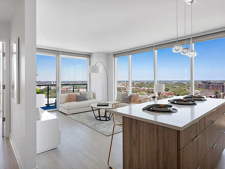 The Apartments at Lincoln Common — Photo 15