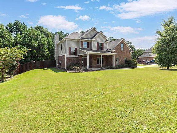 2nd image of 4546 Ivy Wood Dr