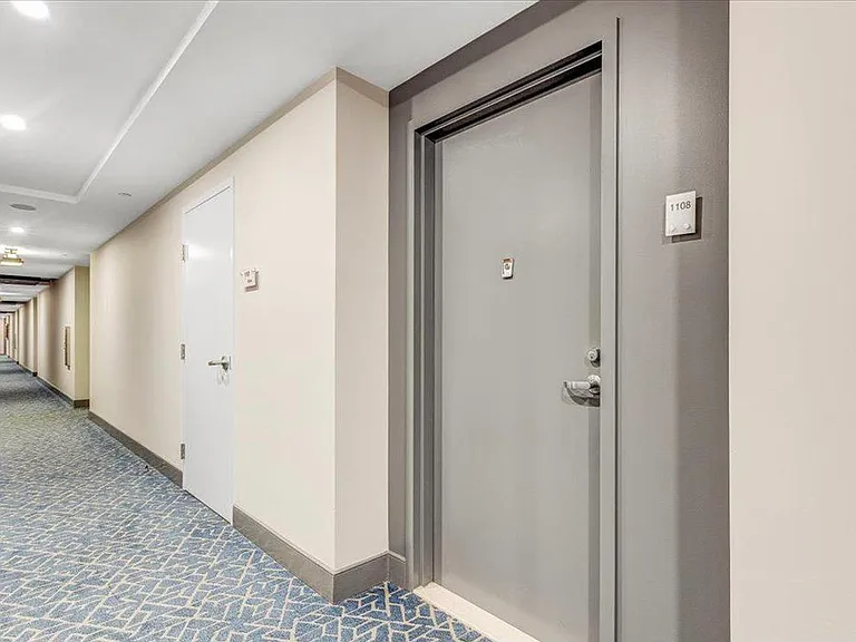 1025 1st St SE #1108 — Photo 15