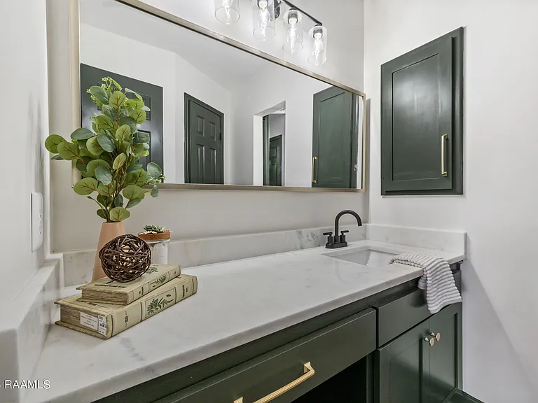 183 Steiner Rd #114 — Photo 21