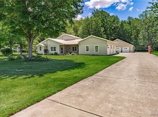 6064 Condren Rd, Newfane, NY 14108