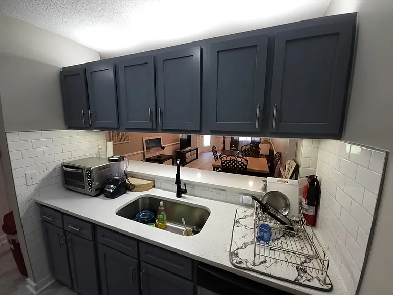 1411 Collegiate Cir #104 — Photo 4