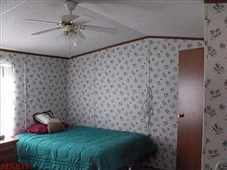 5th image of 22 Ashland Ln