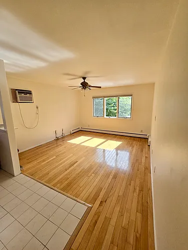 395 Chelsea St #2 Photo 1