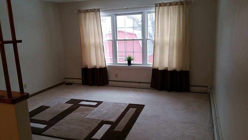 1st image of 932 Milan Ave