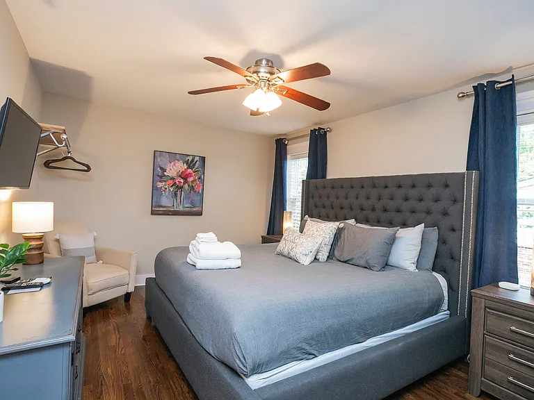 1009 Iverson Ave — Photo 12
