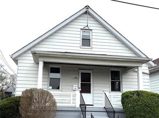 102 E 1st St, Waterloo, IL 62298