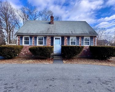 18 Oak Ave, Attleboro, MA, 02703