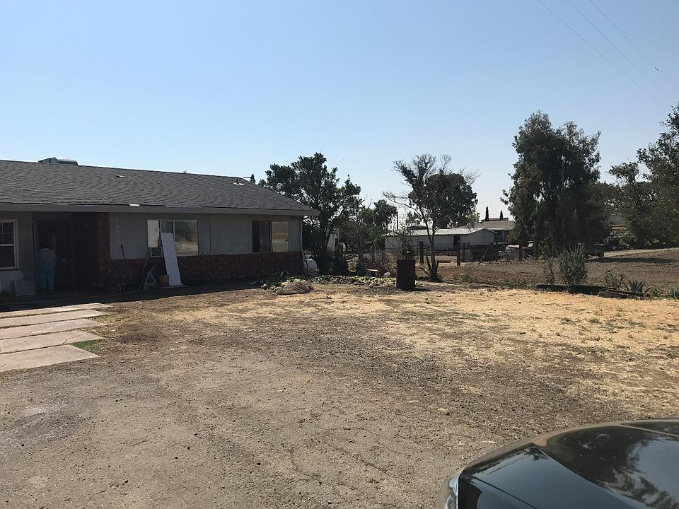 2nd image of 14978 Moraga Rd