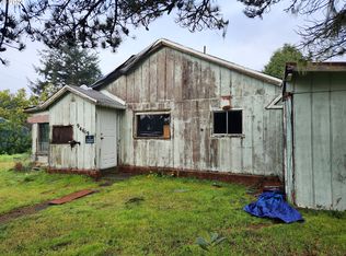 94619 Grange Rd, Gold Beach, OR 97444