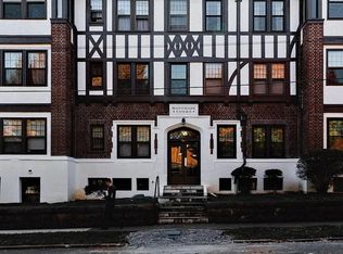 701 W Locust St APT 30, Johnson City, TN 37604