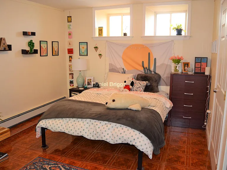 94 Pleasant St #1 — Photo 12