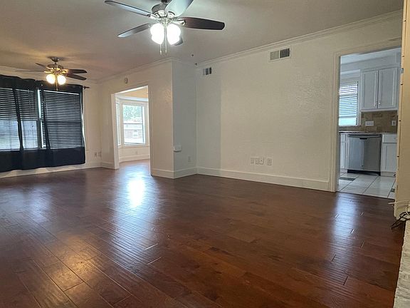 5th image of 2718 N Cypress Cir