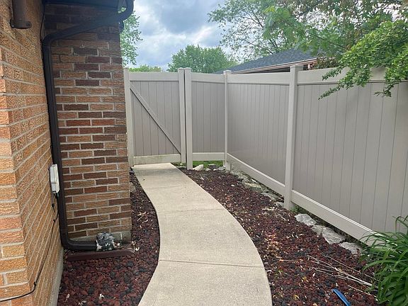 4th image of 6030 Imperial Hills Dr