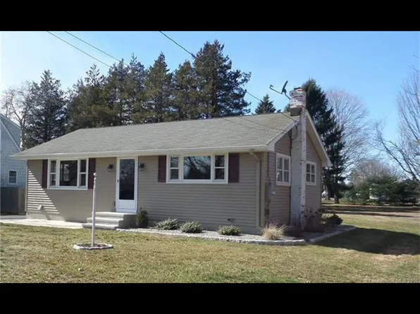 37 Great Hammock Rd, Old Saybrook, CT 06475