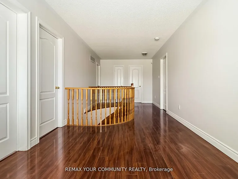 120 Shaftsbury Ave — Photo 29