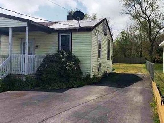 2nd image of 7 Cochran St