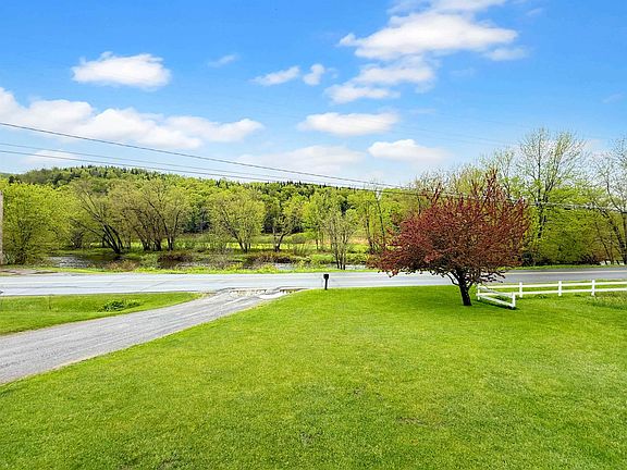 3rd image of 367 River Road