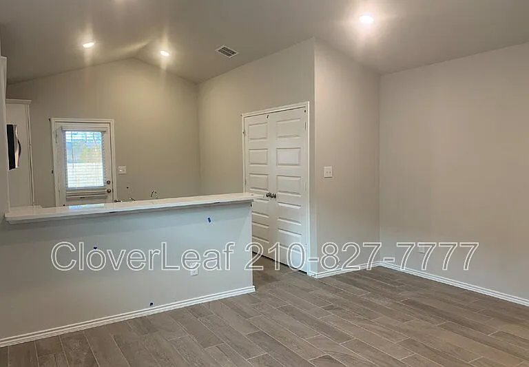 2172 Darst Dr — Photo 7