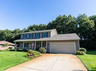 22080 Pine Hollow Ln, South Bend, IN 46628