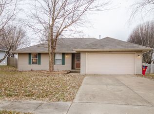 3819 S Western Ct, Springfield, MO 65807