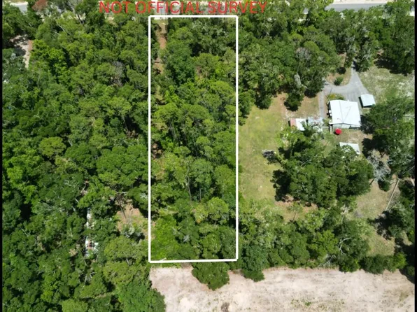  NE 592nd St, Old Town, FL 32680