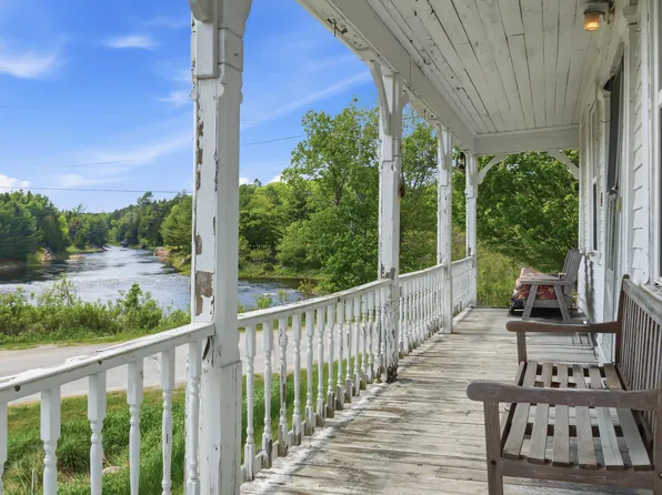 50 Grove Street, Machias, ME 04654