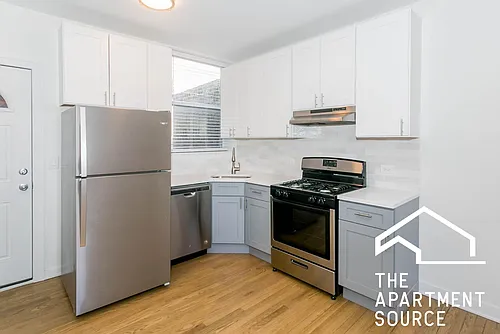 5214 N Damen Ave #3 Photo 1