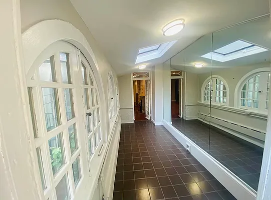 Rented by Aventana | media 78