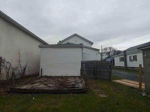 3rd image of 168 Seymour St