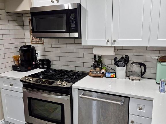 4th image of 8635 Continental Ave
