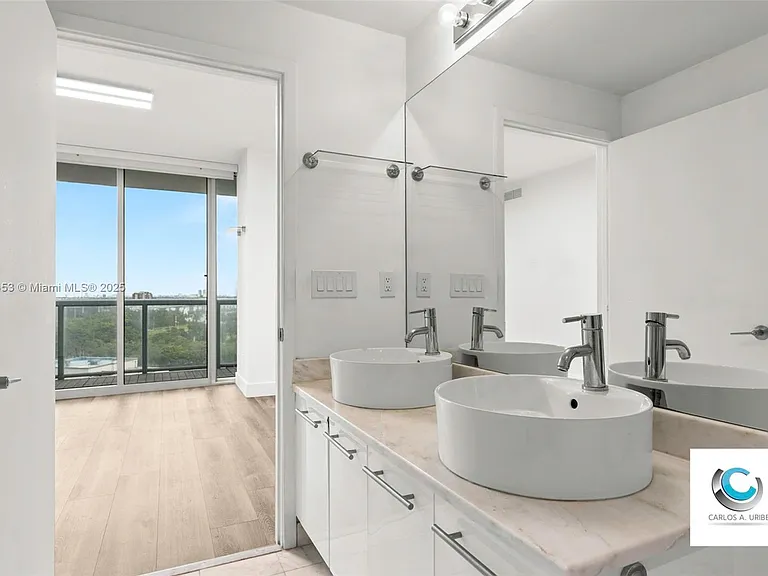 888 Biscayne Blvd #9110 — Photo 9