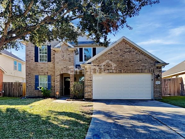 21927 Saragosa Pond Ln