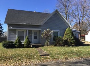 204 Spring Grove Ave, Salem, IN 47167