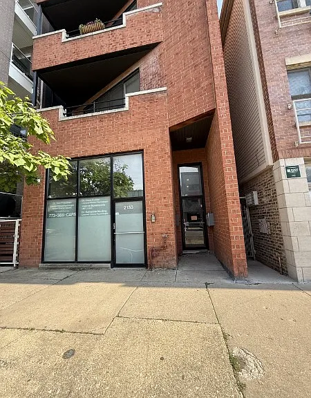 2153 W Belmont Ave #2 — Photo 2