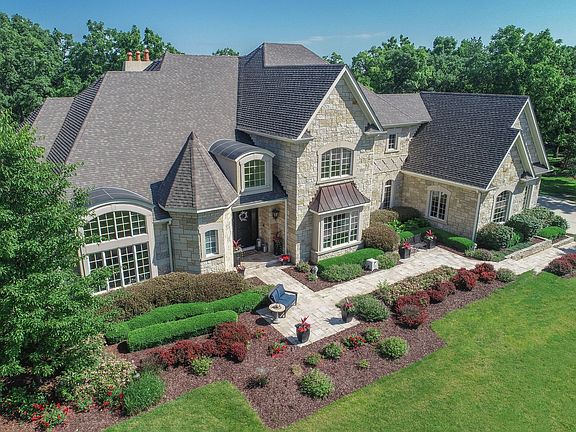 2nd image of 38W310 Heritage Oaks Dr