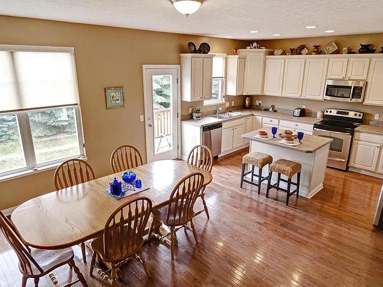 6281 Chetti Dr — Photo 12