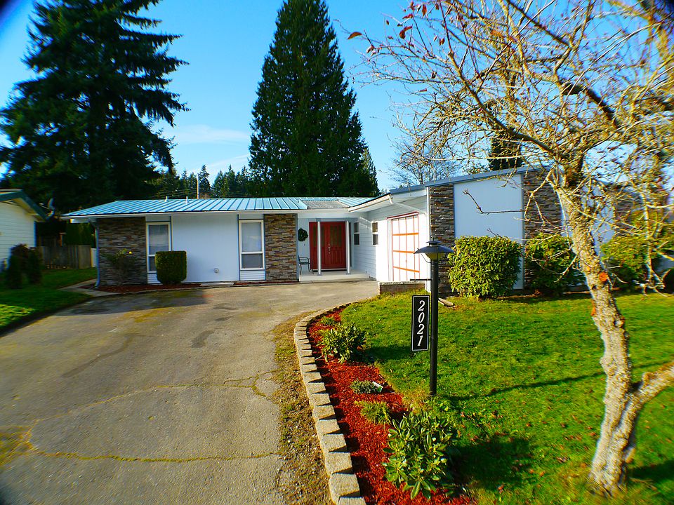 1st image of 2021 166th Pl NE