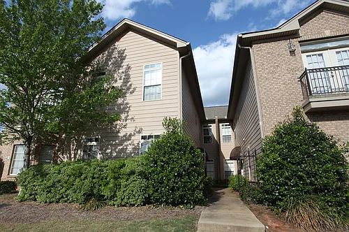 1078 Runningvine Ln Photo 1