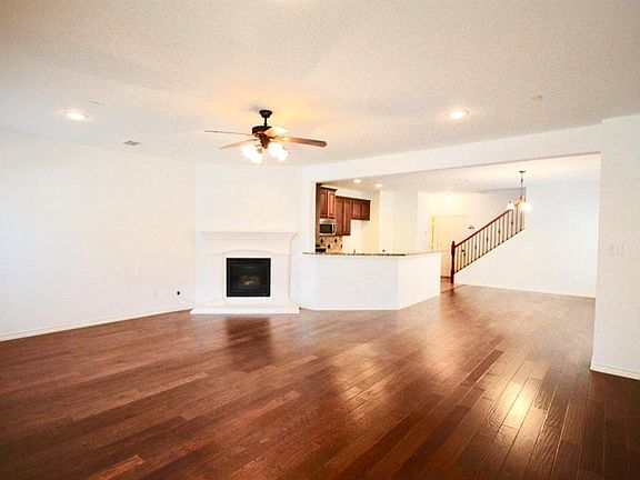 2nd image of 4269 Comanche Dr