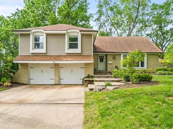 7409 W 99th St, Overland Park, KS 66212