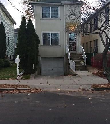 5th image of 190 Fillmore St